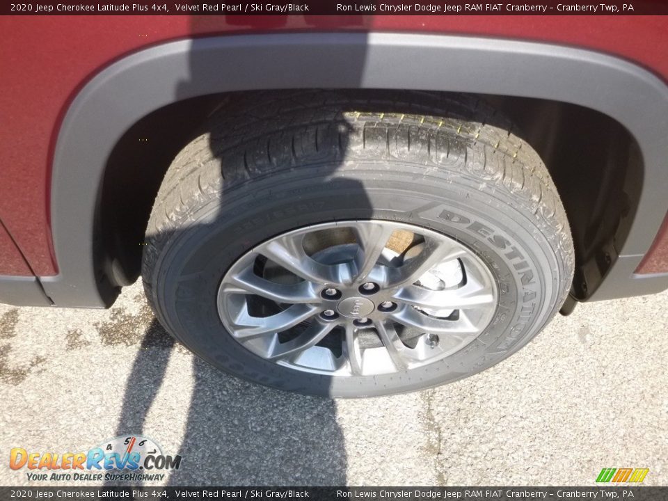 2020 Jeep Cherokee Latitude Plus 4x4 Velvet Red Pearl / Ski Gray/Black Photo #9