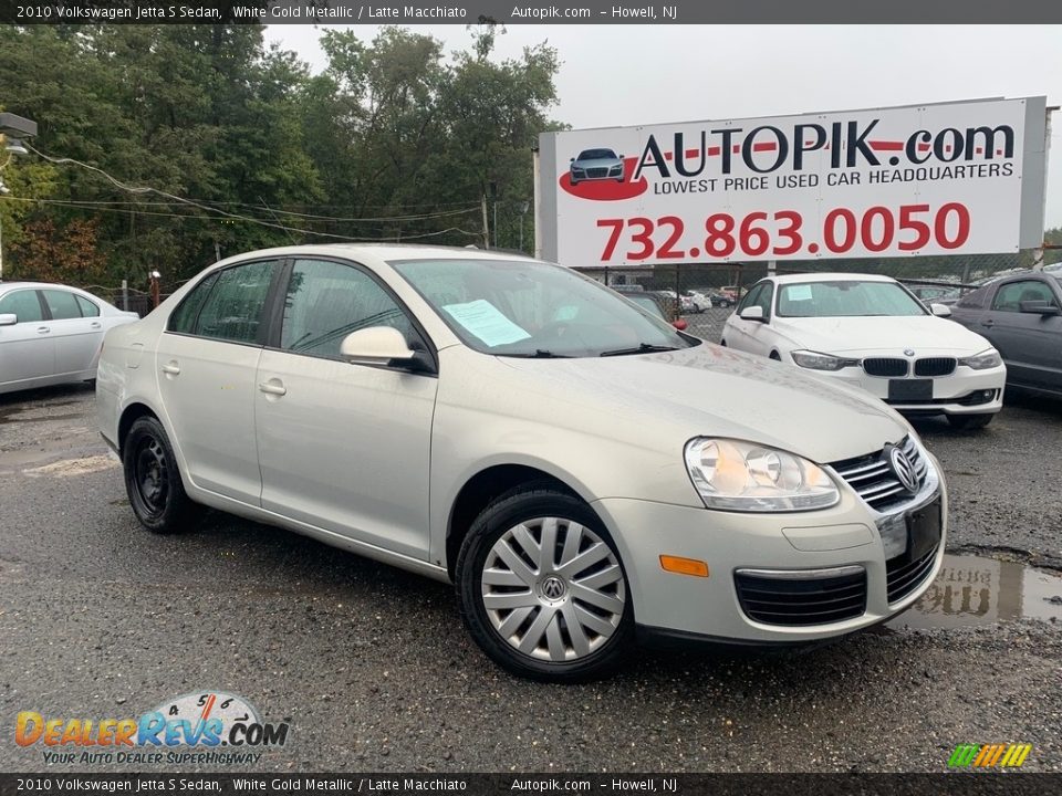 2010 Volkswagen Jetta S Sedan White Gold Metallic / Latte Macchiato Photo #1