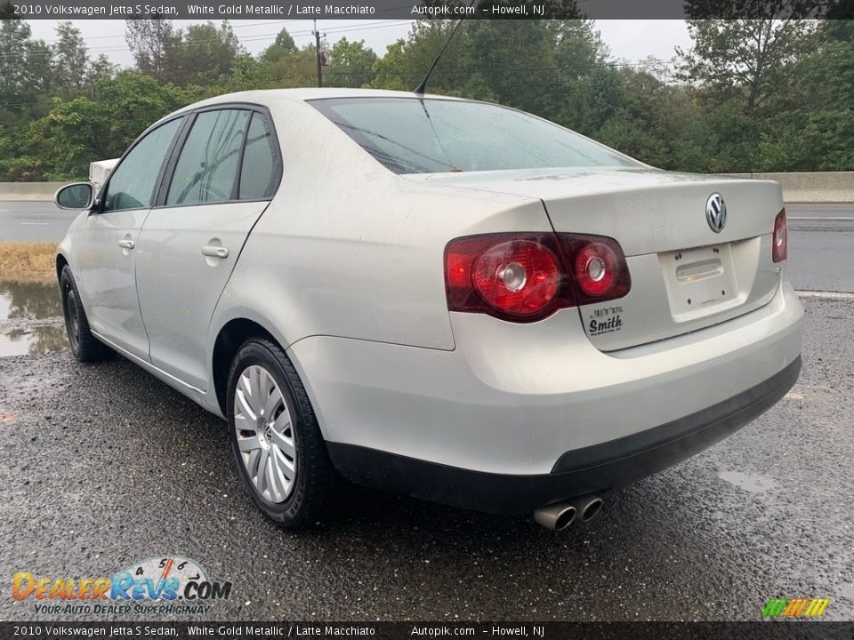 2010 Volkswagen Jetta S Sedan White Gold Metallic / Latte Macchiato Photo #5