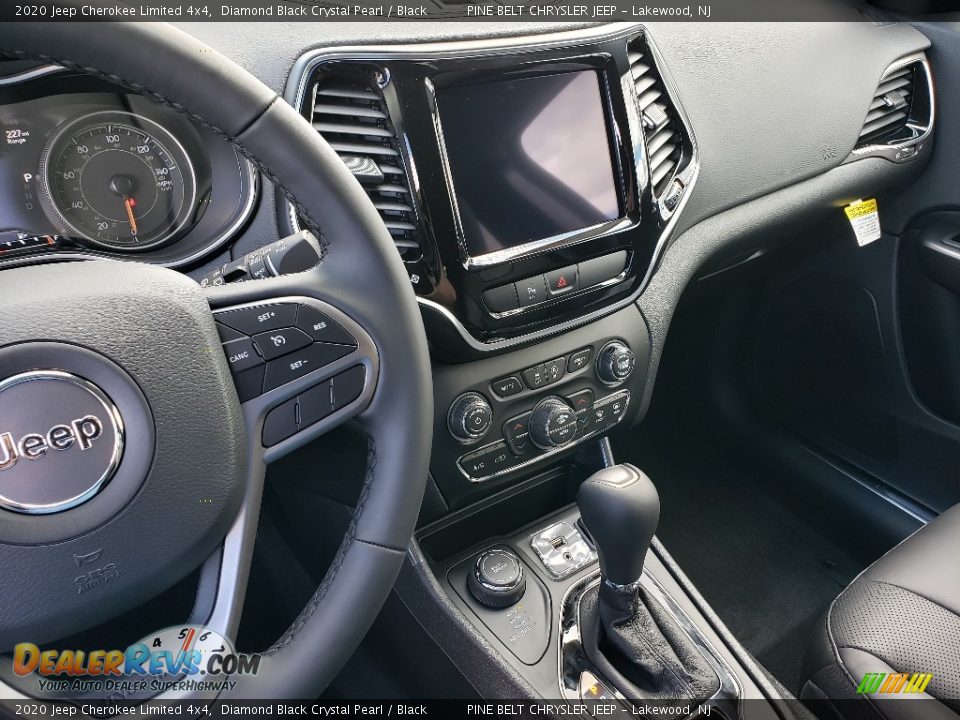 2020 Jeep Cherokee Limited 4x4 Diamond Black Crystal Pearl / Black Photo #10