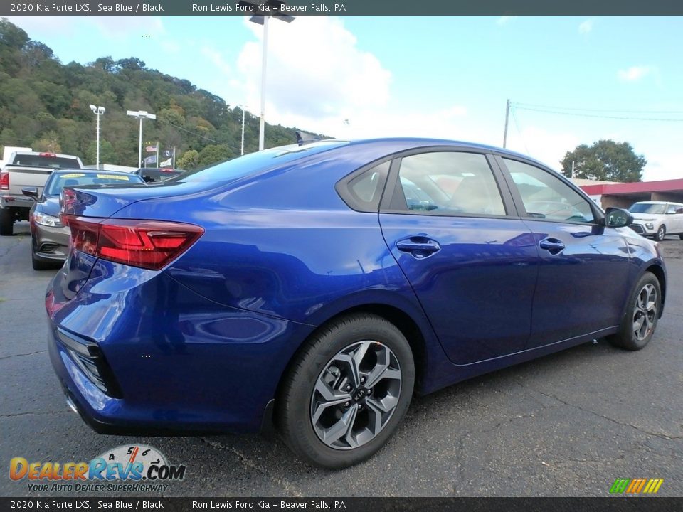 2020 Kia Forte LXS Sea Blue / Black Photo #2