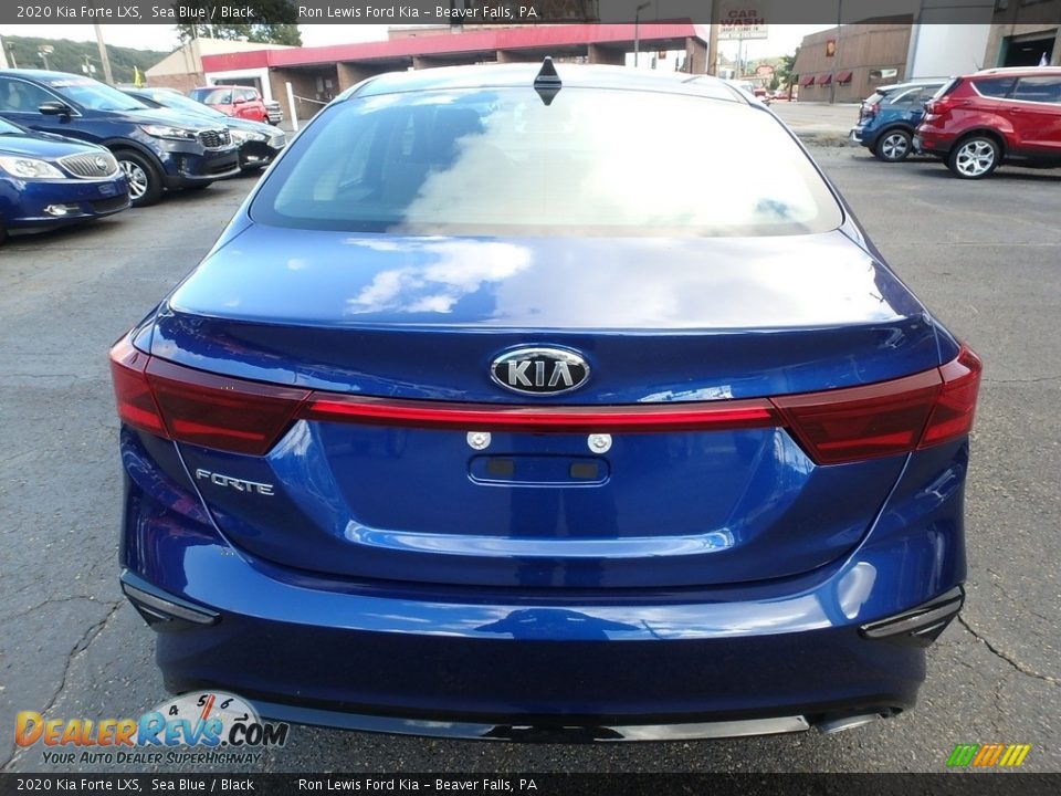 2020 Kia Forte LXS Sea Blue / Black Photo #4