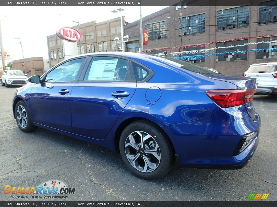 2020 Kia Forte LXS Sea Blue / Black Photo #5
