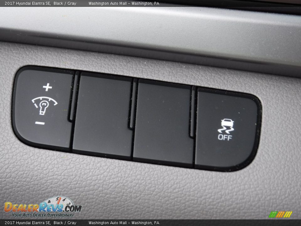 2017 Hyundai Elantra SE Black / Gray Photo #16