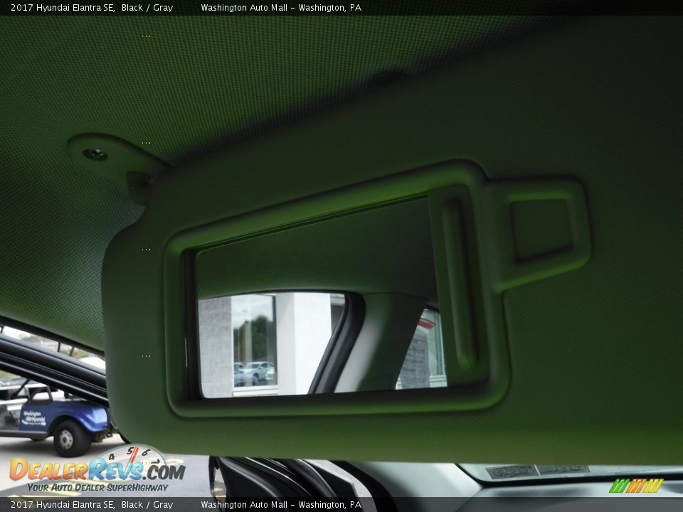2017 Hyundai Elantra SE Black / Gray Photo #18