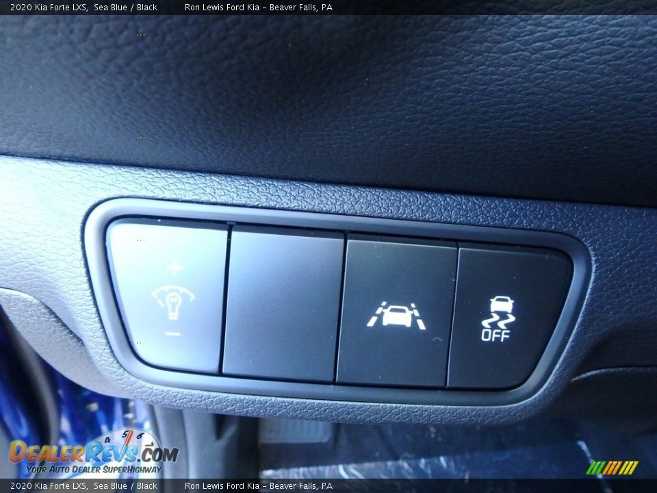 2020 Kia Forte LXS Sea Blue / Black Photo #16