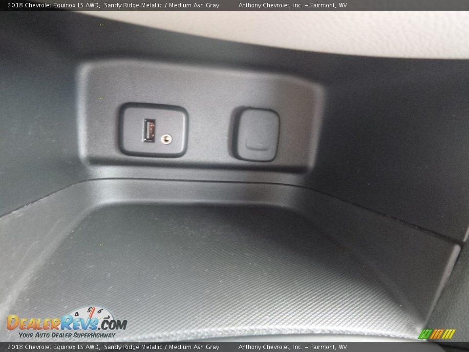 2018 Chevrolet Equinox LS AWD Sandy Ridge Metallic / Medium Ash Gray Photo #20