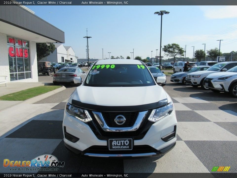 2019 Nissan Rogue S Glacier White / Charcoal Photo #2