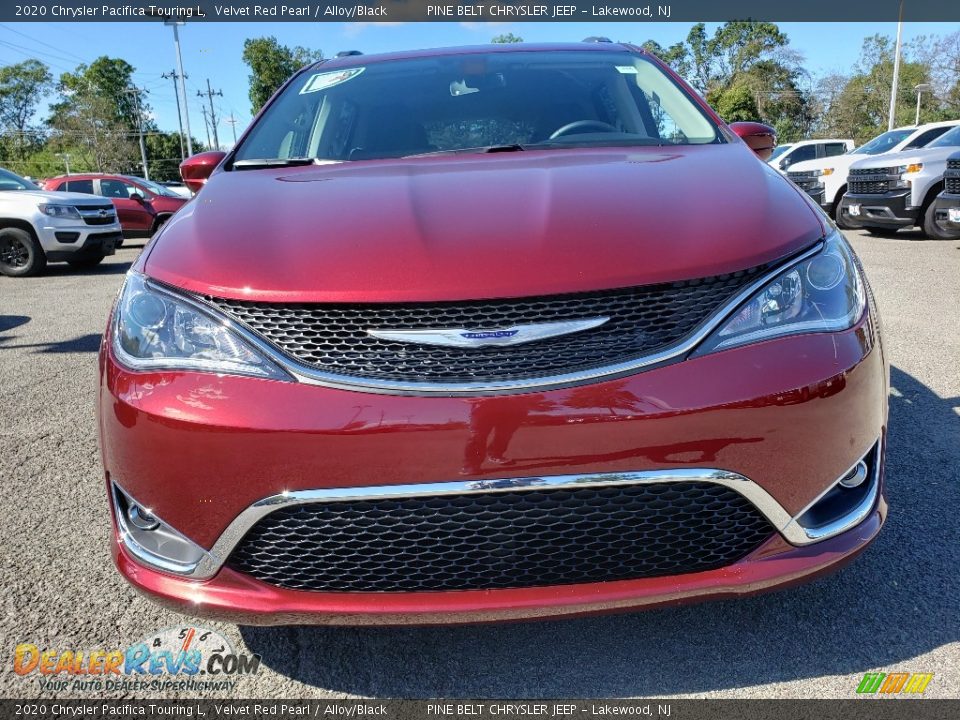 2020 Chrysler Pacifica Touring L Velvet Red Pearl / Alloy/Black Photo #2