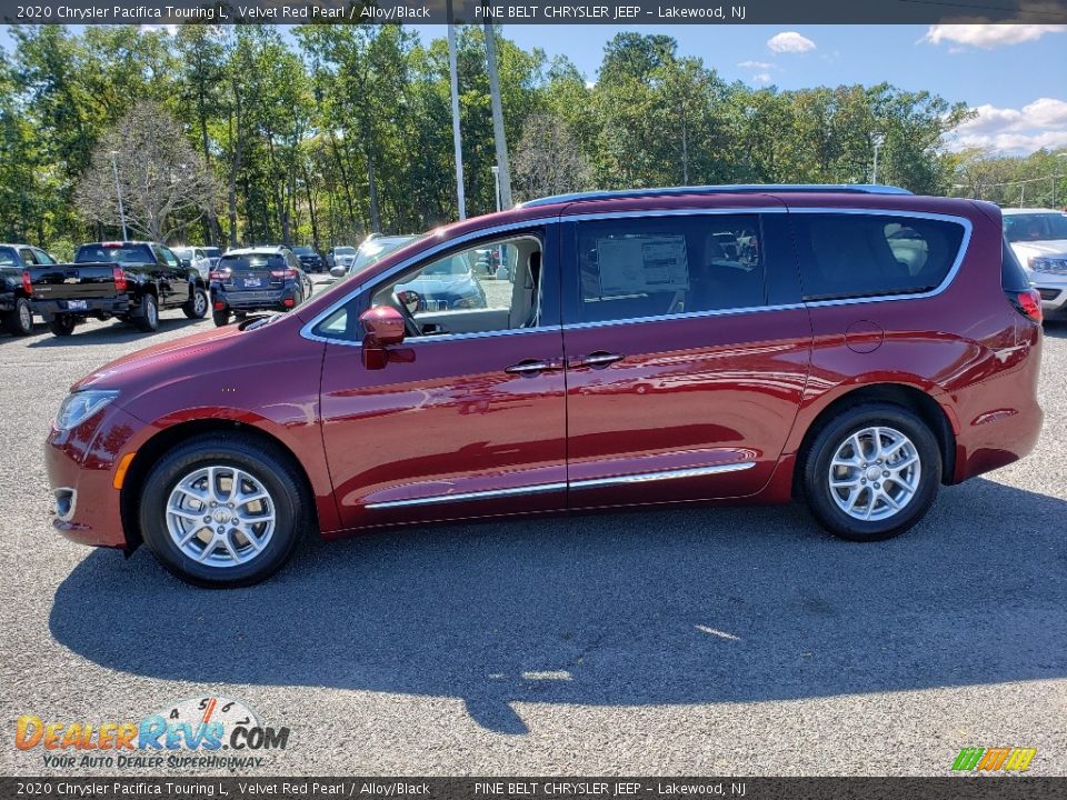 2020 Chrysler Pacifica Touring L Velvet Red Pearl / Alloy/Black Photo #3