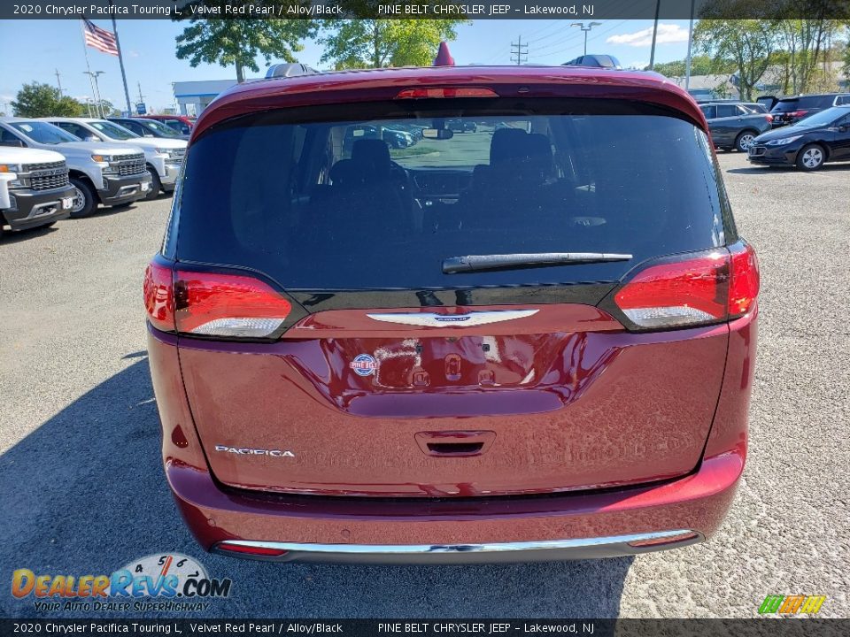 2020 Chrysler Pacifica Touring L Velvet Red Pearl / Alloy/Black Photo #5