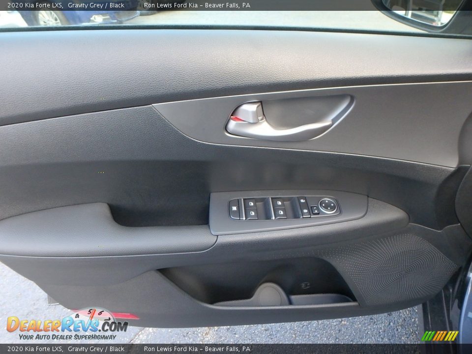 2020 Kia Forte LXS Gravity Grey / Black Photo #17
