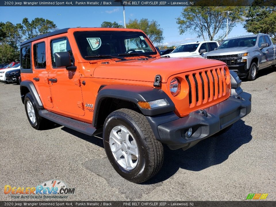 Front 3/4 View of 2020 Jeep Wrangler Unlimited Sport 4x4 Photo #1
