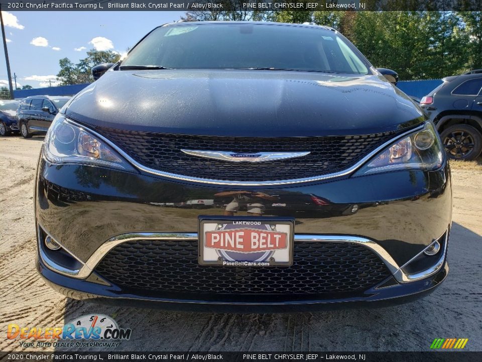 2020 Chrysler Pacifica Touring L Brilliant Black Crystal Pearl / Alloy/Black Photo #2