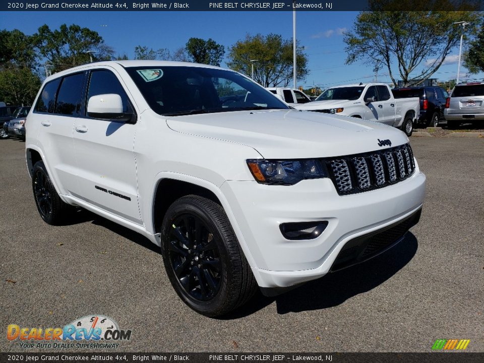 2020 Jeep Grand Cherokee Altitude 4x4 Bright White / Black Photo #1