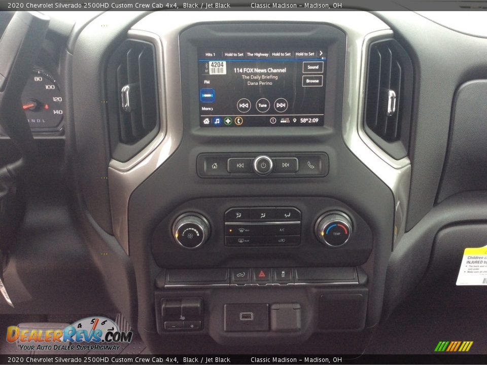 Controls of 2020 Chevrolet Silverado 2500HD Custom Crew Cab 4x4 Photo #14