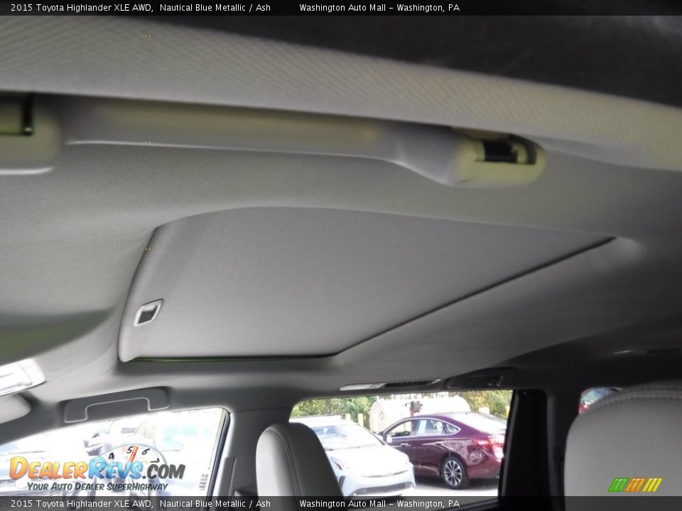 2015 Toyota Highlander XLE AWD Nautical Blue Metallic / Ash Photo #11