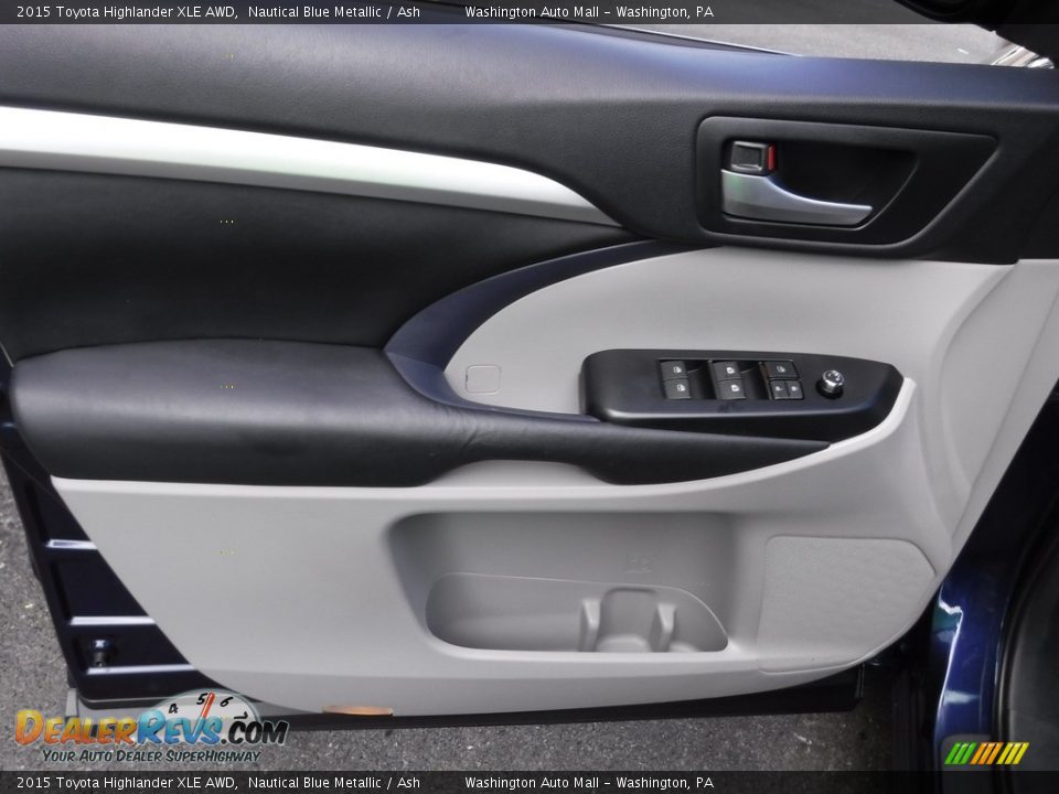 2015 Toyota Highlander XLE AWD Nautical Blue Metallic / Ash Photo #12