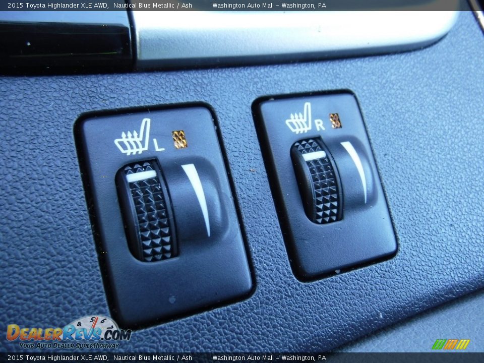 2015 Toyota Highlander XLE AWD Nautical Blue Metallic / Ash Photo #17