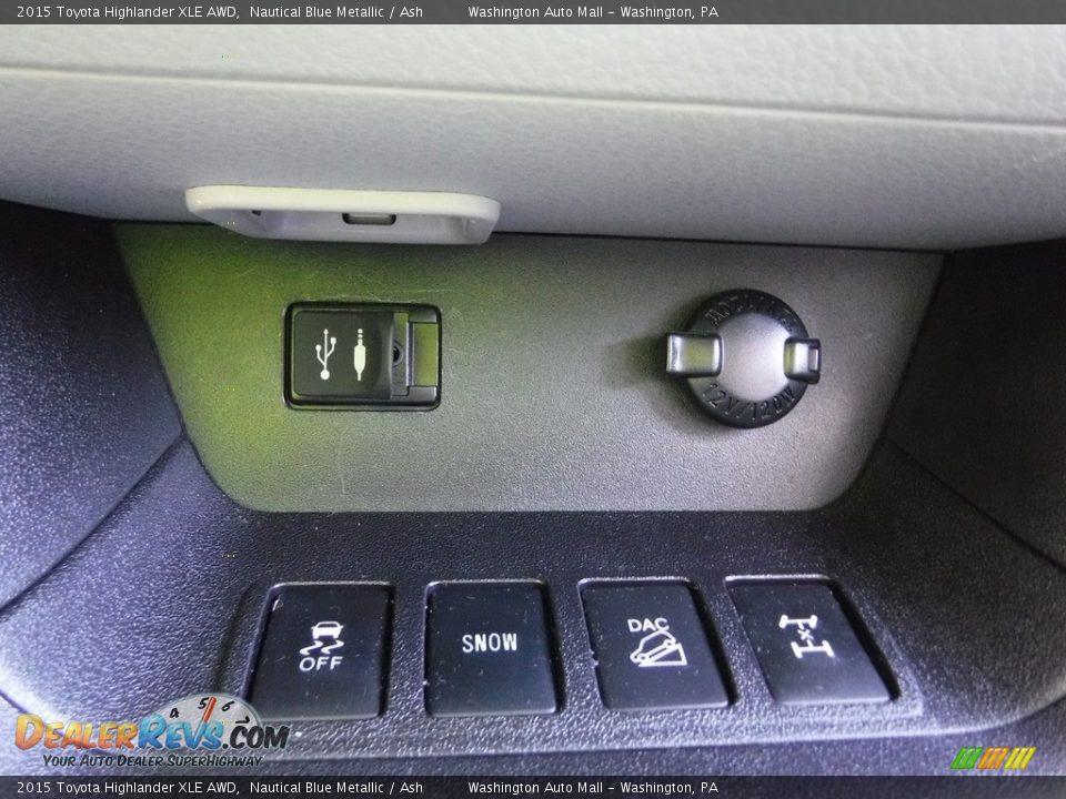 2015 Toyota Highlander XLE AWD Nautical Blue Metallic / Ash Photo #25
