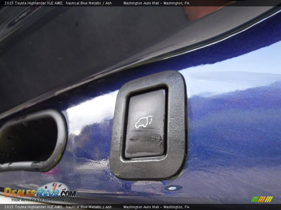 2015 Toyota Highlander XLE AWD Nautical Blue Metallic / Ash Photo #30