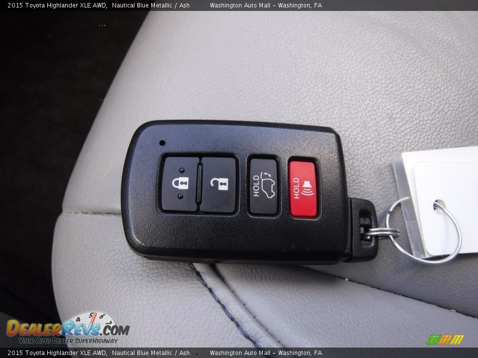 2015 Toyota Highlander XLE AWD Nautical Blue Metallic / Ash Photo #31