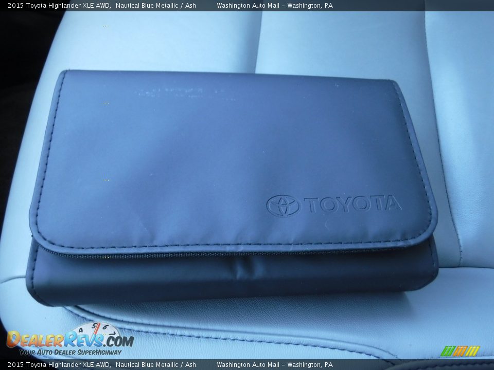 2015 Toyota Highlander XLE AWD Nautical Blue Metallic / Ash Photo #32
