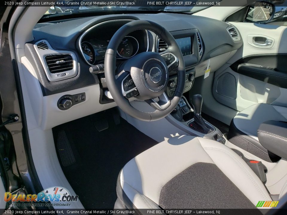2020 Jeep Compass Latitude 4x4 Granite Crystal Metallic / Ski Gray/Black Photo #8