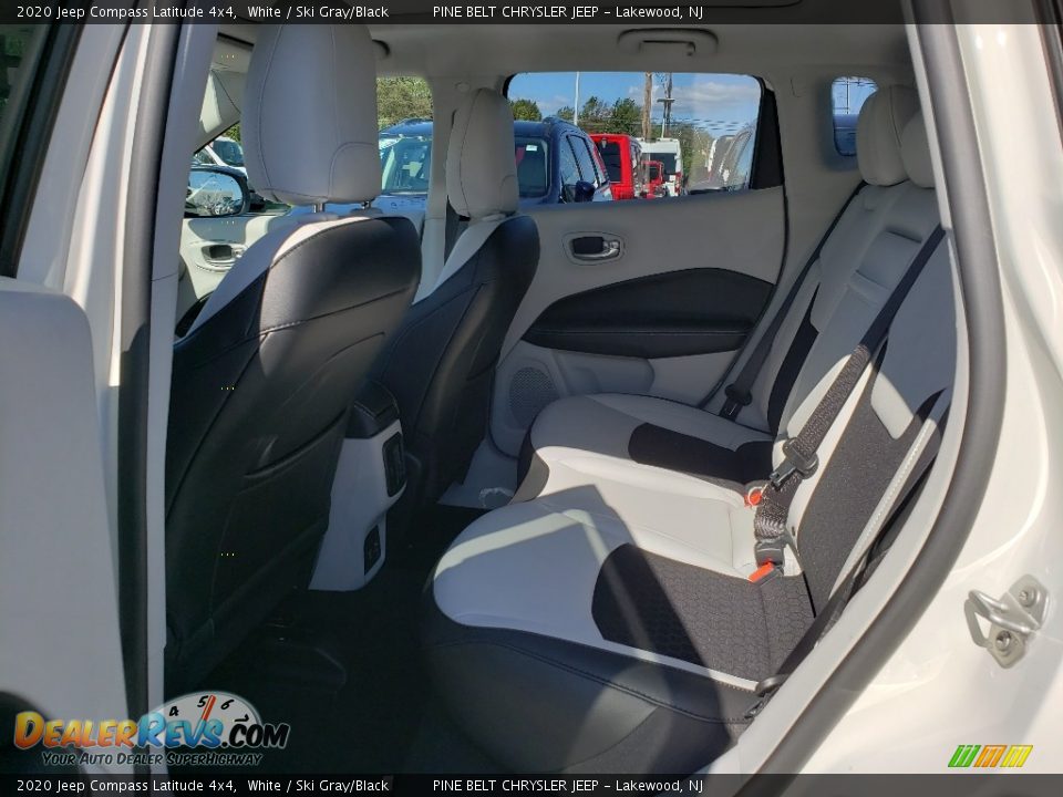2020 Jeep Compass Latitude 4x4 White / Ski Gray/Black Photo #6