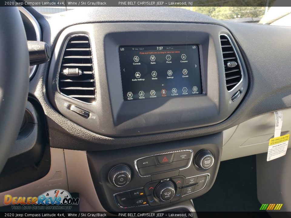 2020 Jeep Compass Latitude 4x4 White / Ski Gray/Black Photo #9