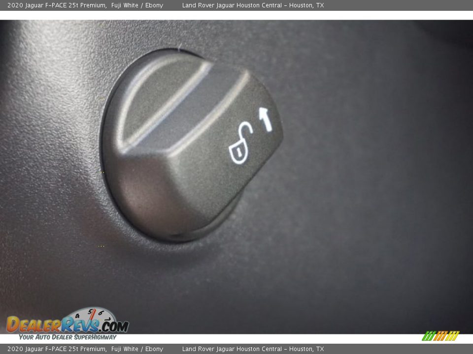 2020 Jaguar F-PACE 25t Premium Fuji White / Ebony Photo #21