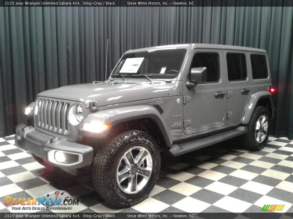 2020 Jeep Wrangler Unlimited Sahara 4x4 Sting-Gray / Black Photo #2