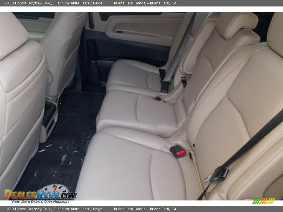 2020 Honda Odyssey EX-L Platinum White Pearl / Beige Photo #25