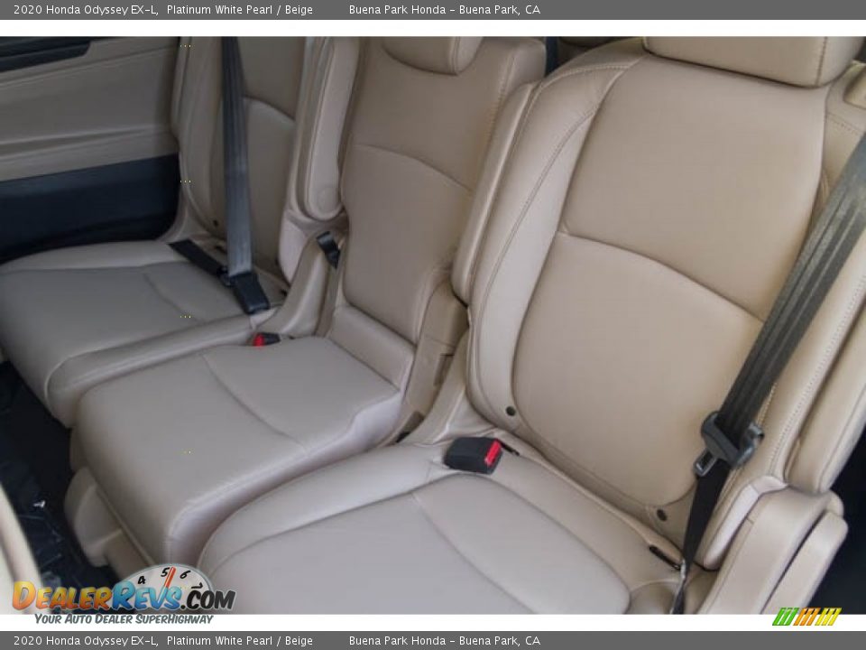 2020 Honda Odyssey EX-L Platinum White Pearl / Beige Photo #26