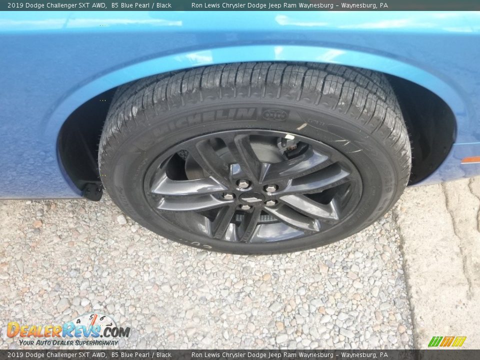 2019 Dodge Challenger SXT AWD B5 Blue Pearl / Black Photo #10