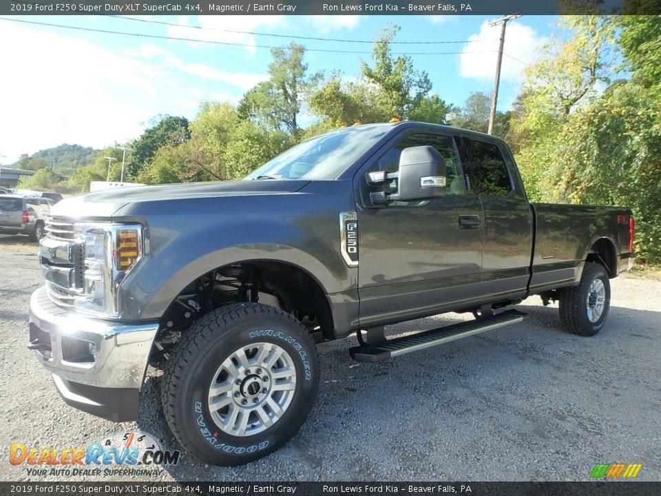 2019 Ford F250 Super Duty XLT SuperCab 4x4 Magnetic / Earth Gray Photo #6