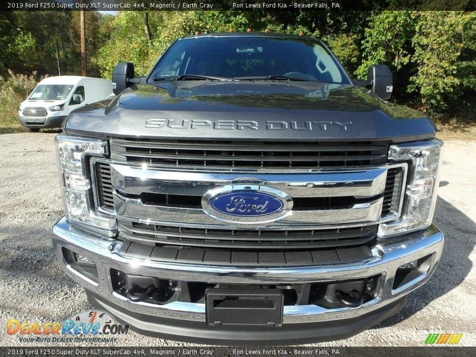 2019 Ford F250 Super Duty XLT SuperCab 4x4 Magnetic / Earth Gray Photo #7