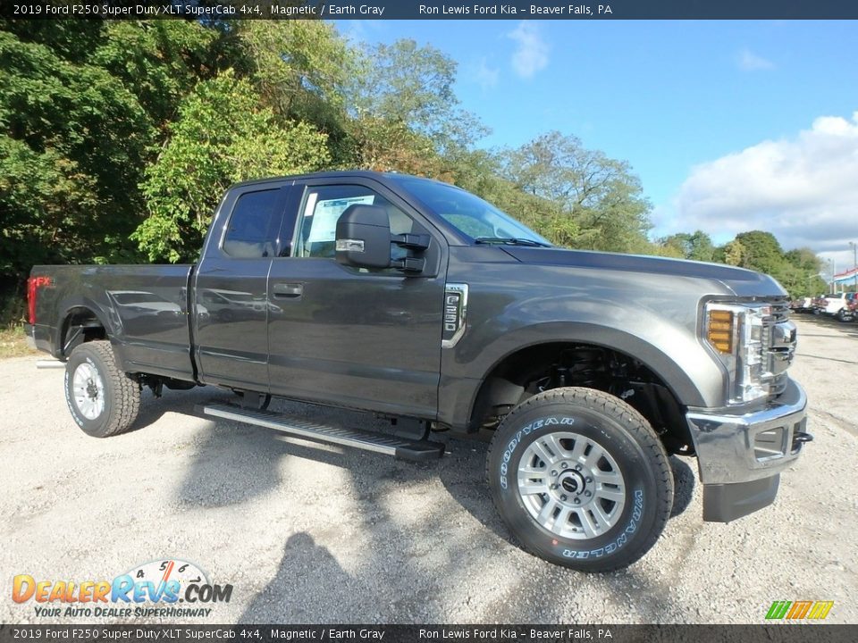 2019 Ford F250 Super Duty XLT SuperCab 4x4 Magnetic / Earth Gray Photo #8