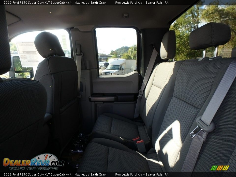 2019 Ford F250 Super Duty XLT SuperCab 4x4 Magnetic / Earth Gray Photo #14