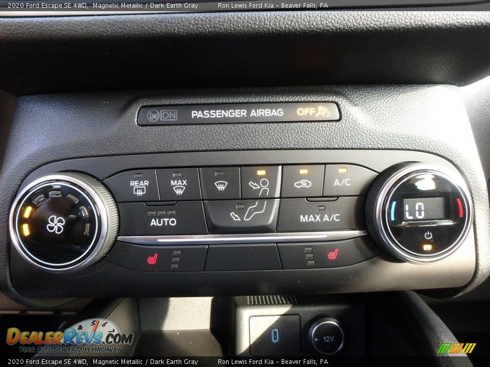 Controls of 2020 Ford Escape SE 4WD Photo #19