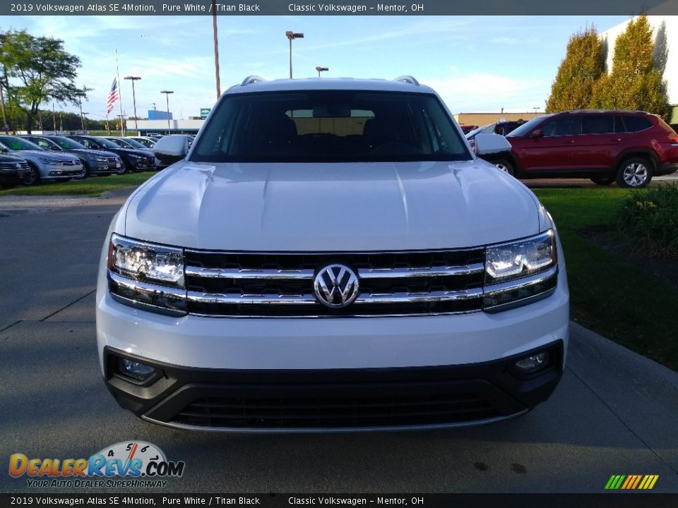 2019 Volkswagen Atlas SE 4Motion Pure White / Titan Black Photo #4
