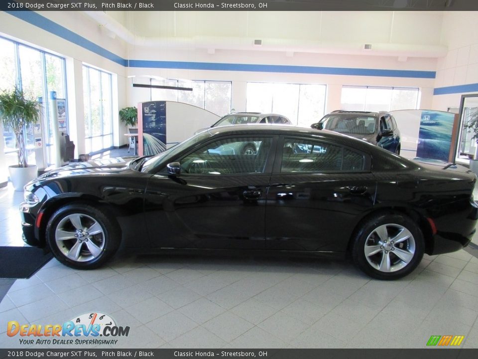 2018 Dodge Charger SXT Plus Pitch Black / Black Photo #2