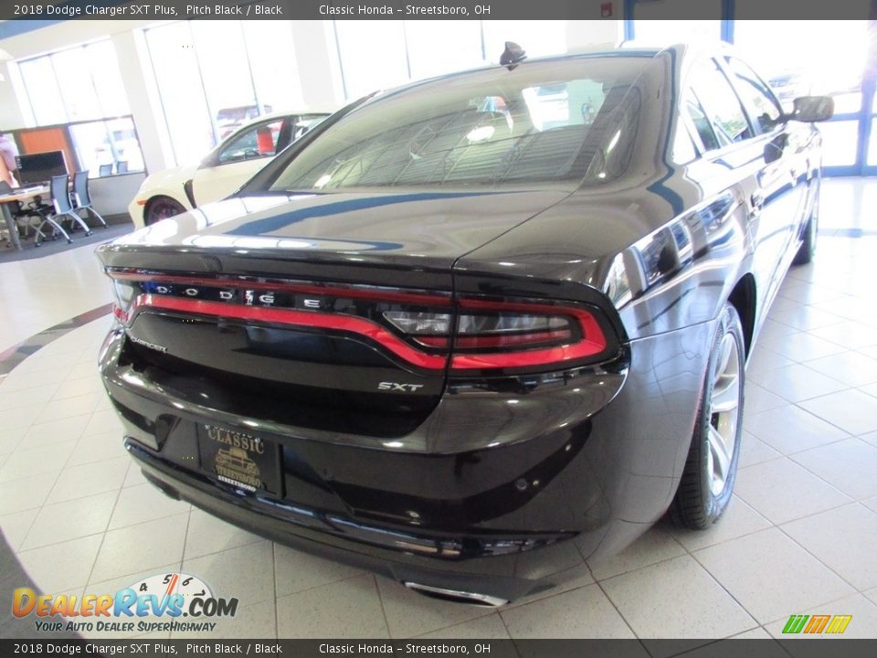 2018 Dodge Charger SXT Plus Pitch Black / Black Photo #4