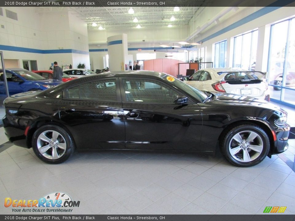 2018 Dodge Charger SXT Plus Pitch Black / Black Photo #5