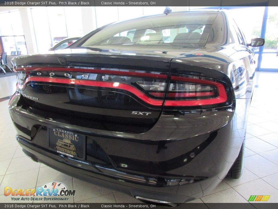 2018 Dodge Charger SXT Plus Pitch Black / Black Photo #10