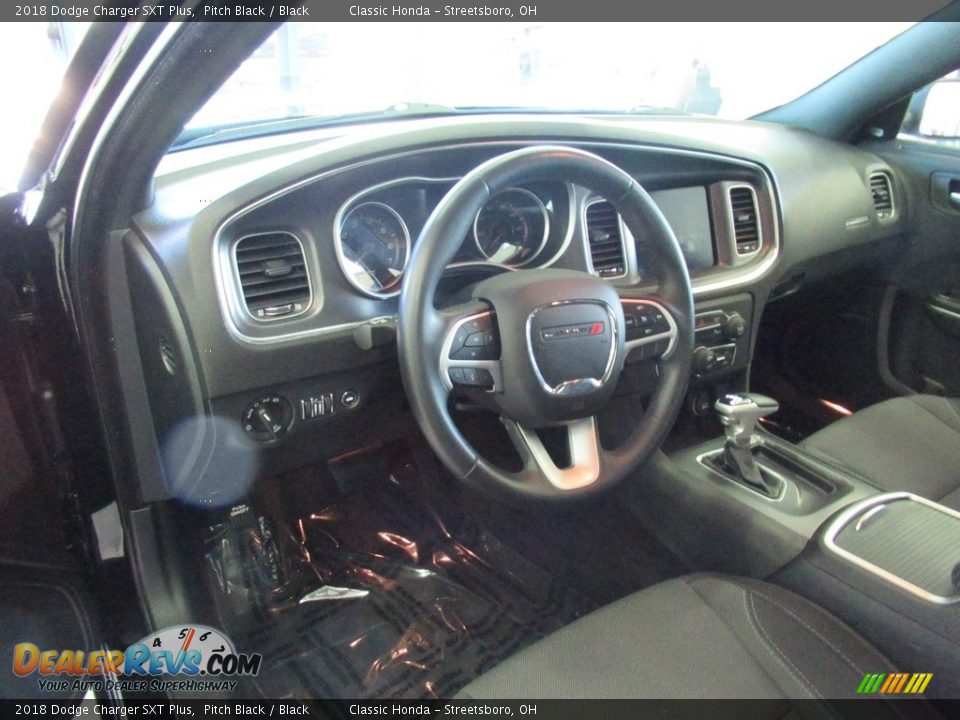 2018 Dodge Charger SXT Plus Pitch Black / Black Photo #15