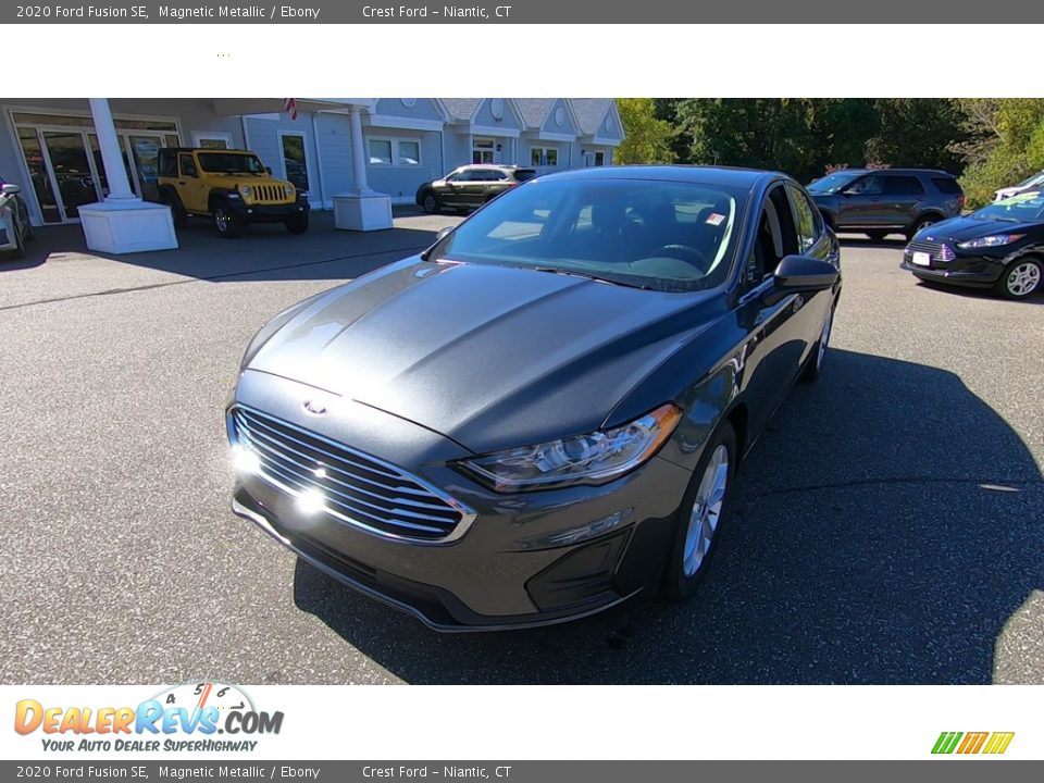 2020 Ford Fusion SE Magnetic Metallic / Ebony Photo #3