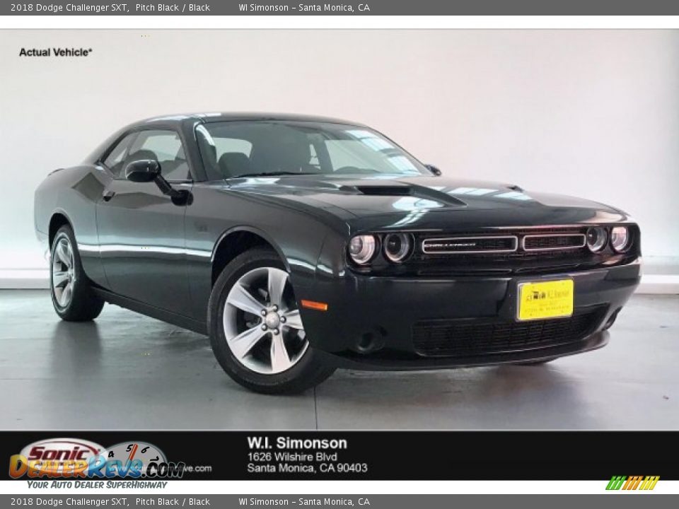 2018 Dodge Challenger SXT Pitch Black / Black Photo #1