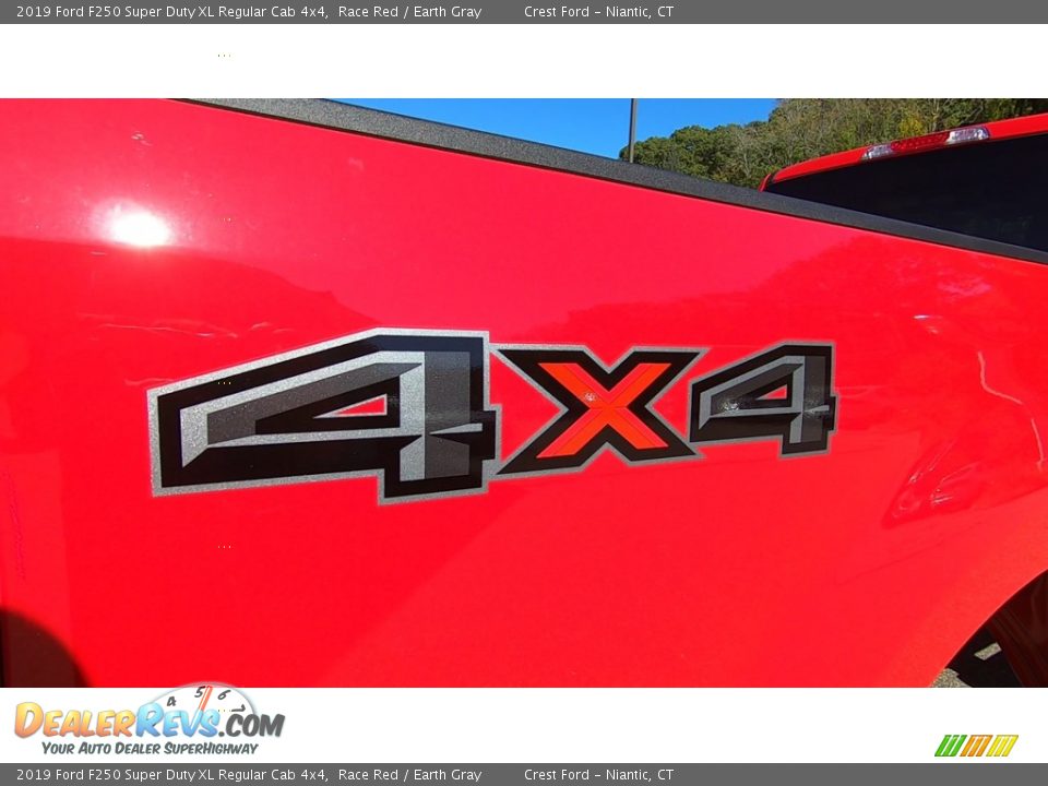2019 Ford F250 Super Duty XL Regular Cab 4x4 Race Red / Earth Gray Photo #9