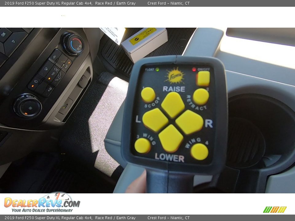 2019 Ford F250 Super Duty XL Regular Cab 4x4 Race Red / Earth Gray Photo #17